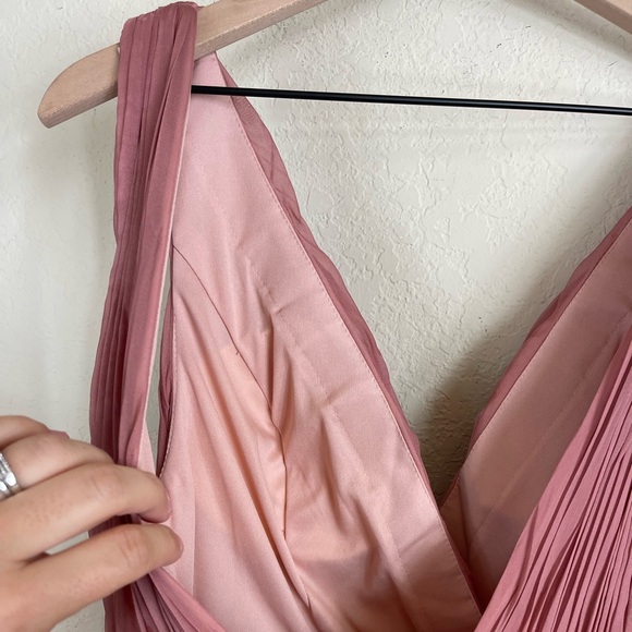 Ieena Mac Duggal Plunge Neck Ruffled Hi-Low Chiffon Gown Size 8 NWT - Picture 11 of 14